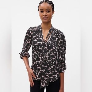 Gap NWT Tie Neck Blouse